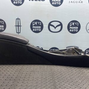 Консоль (Подлокотник) BMW 3/E90 2004-2013