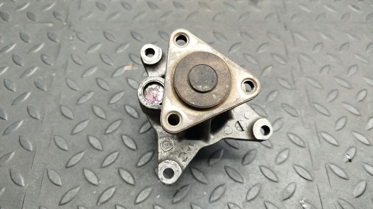 Насос водяной (Помпа) Ford Mondeo/3 2000-2007