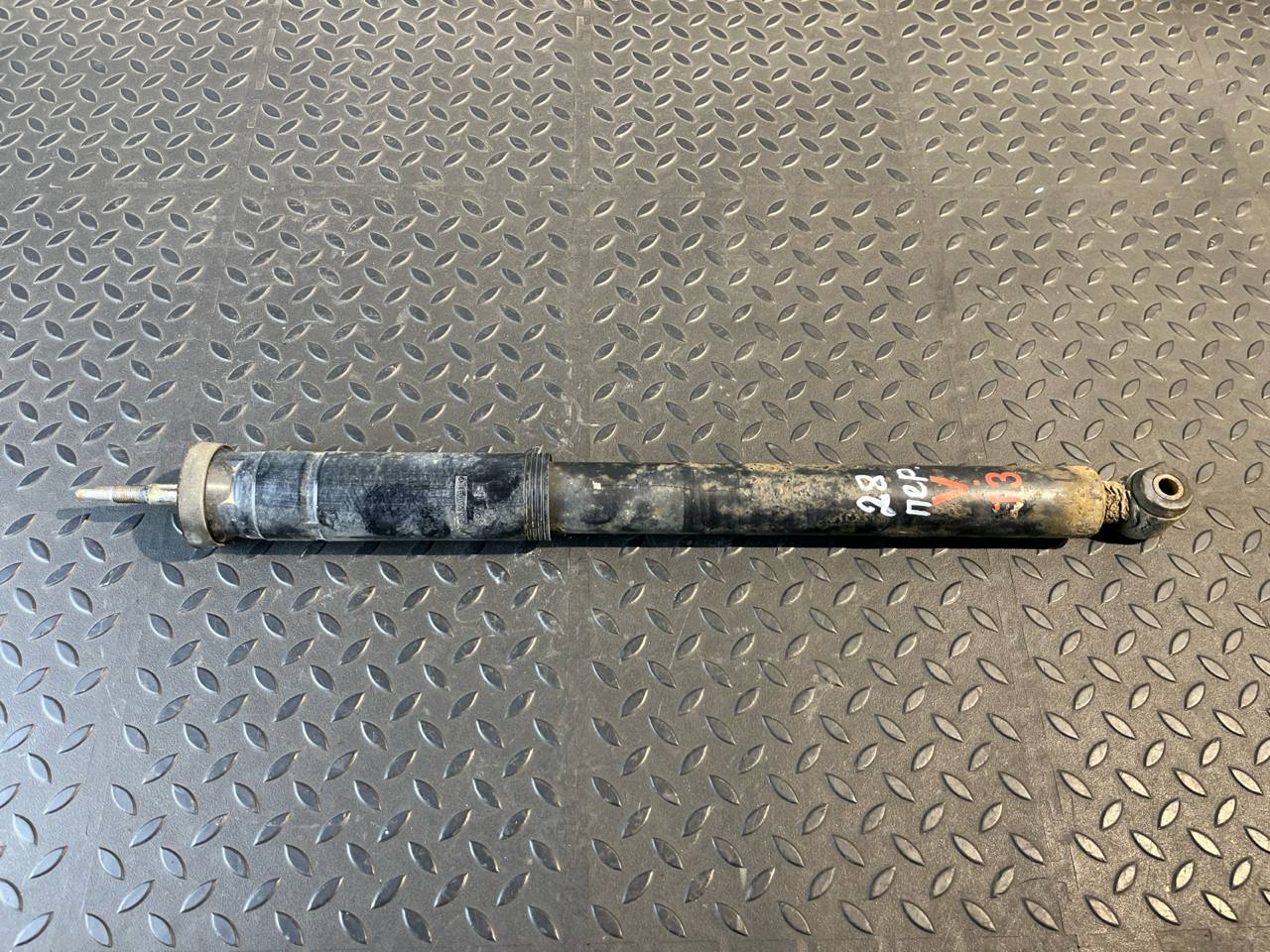 Амортизатор передний Mercedes E/W210 1995-2003