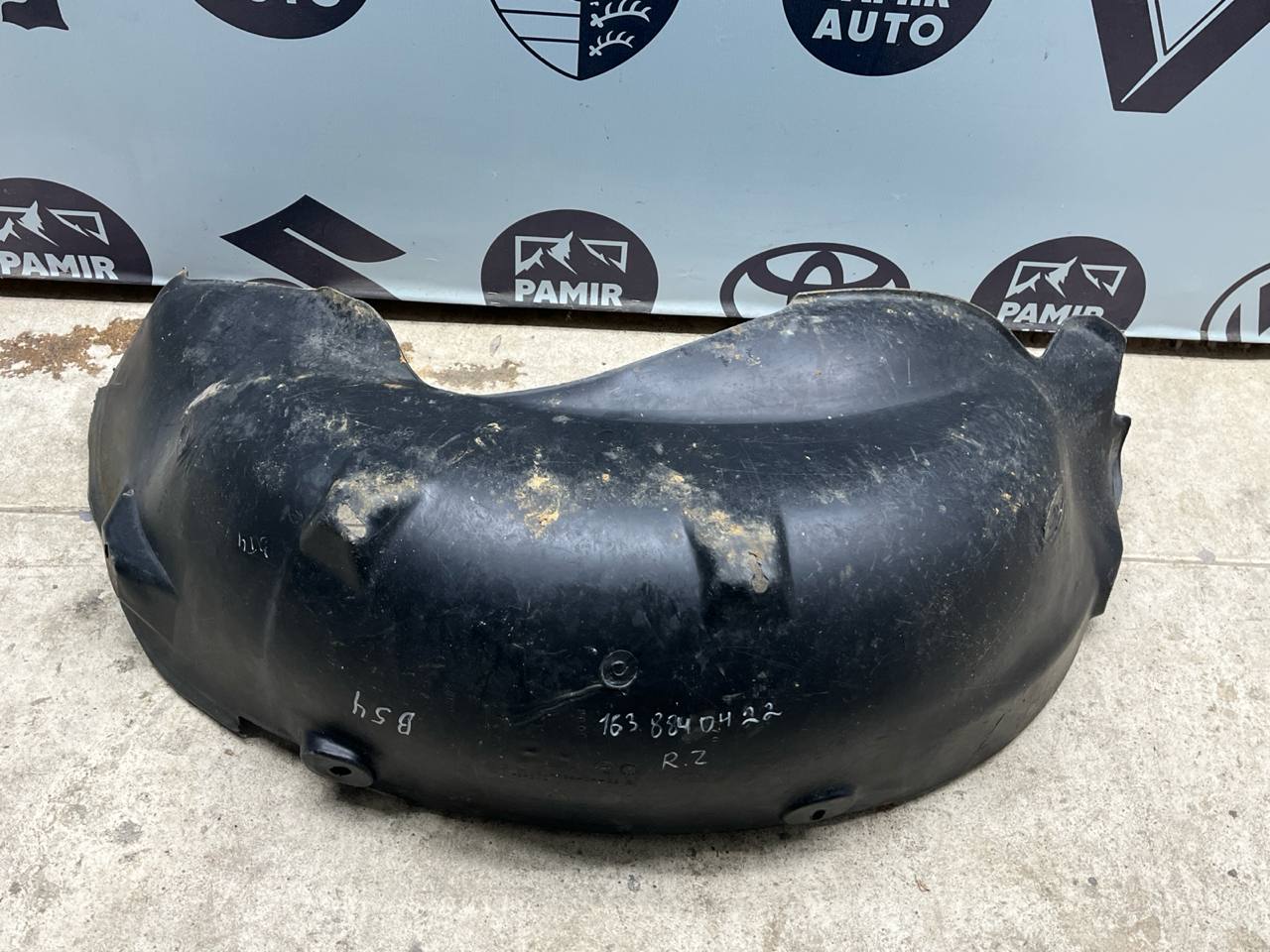 Локер (Подкрылок) задний правый Mercedes M/W163 1997-2005