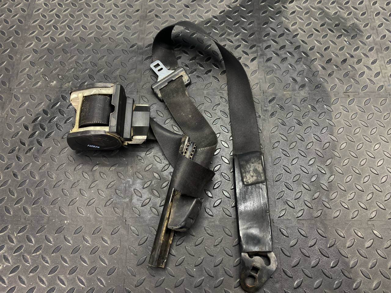 Ремень безопасности передний Ford Transit 2000-2006