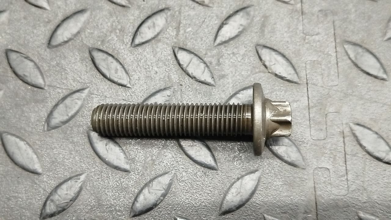 Болт распредвала Mercedes Sprinter/W906 2006-2018