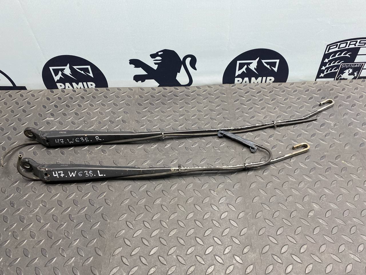 Поводок стеклоочистителя Mercedes Vito/W638 1996-2003