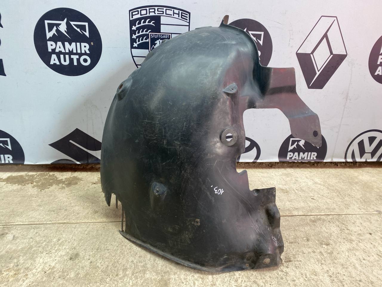 Локер (Подкрылок) передний правый Renault Scenic/2 2003-2009