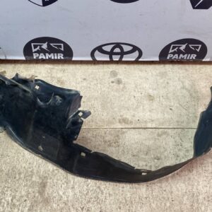 Локер (Подкрылок) передний правый Mercedes C/W202 1993-2001