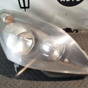 Фара правая Opel Zafira/B 2005-2014