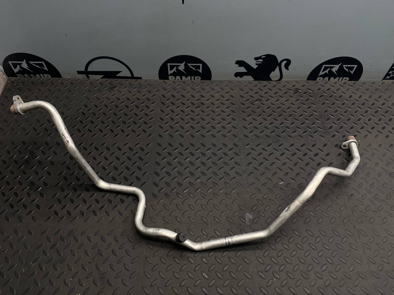 Трубка кондиционера Renault Megane/2 2002-2009