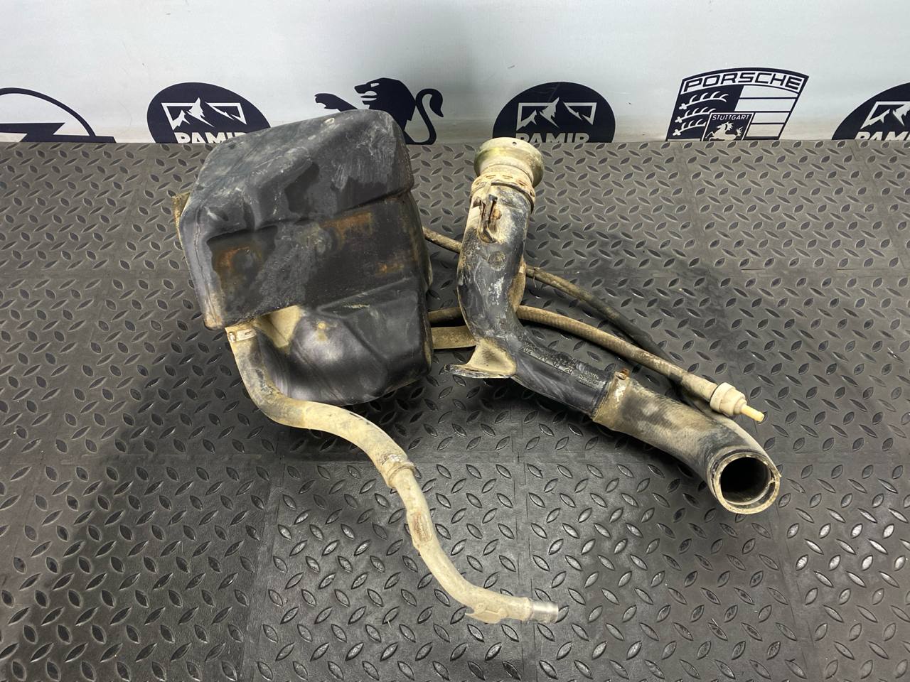 Горловина топливного бака Mercedes C/W202 1993-2001