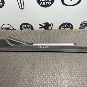 Накладка порога передняя правая Mercedes C/W203 2000-2008