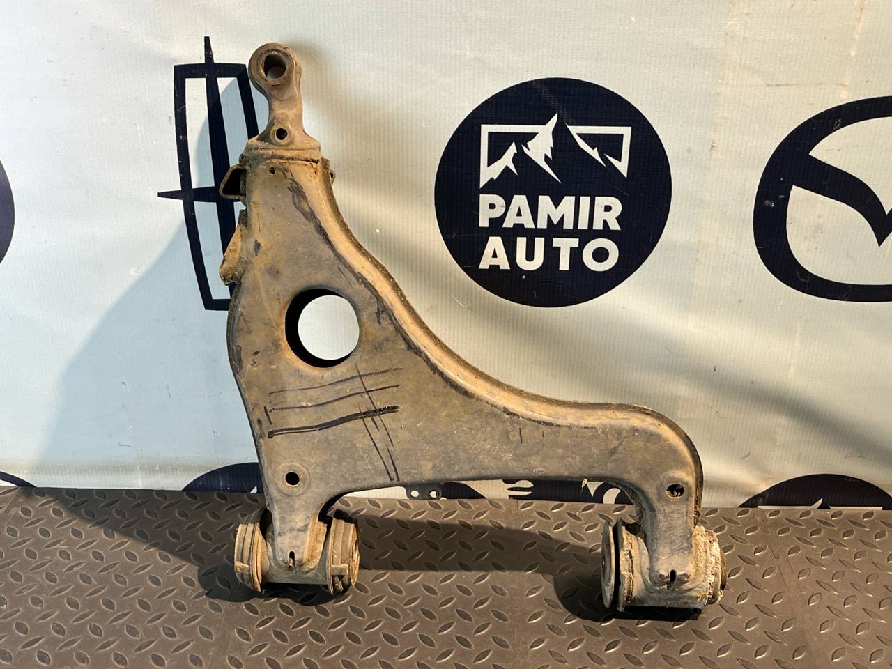 Рычаг передний правый Mercedes E/W210 1995-2003