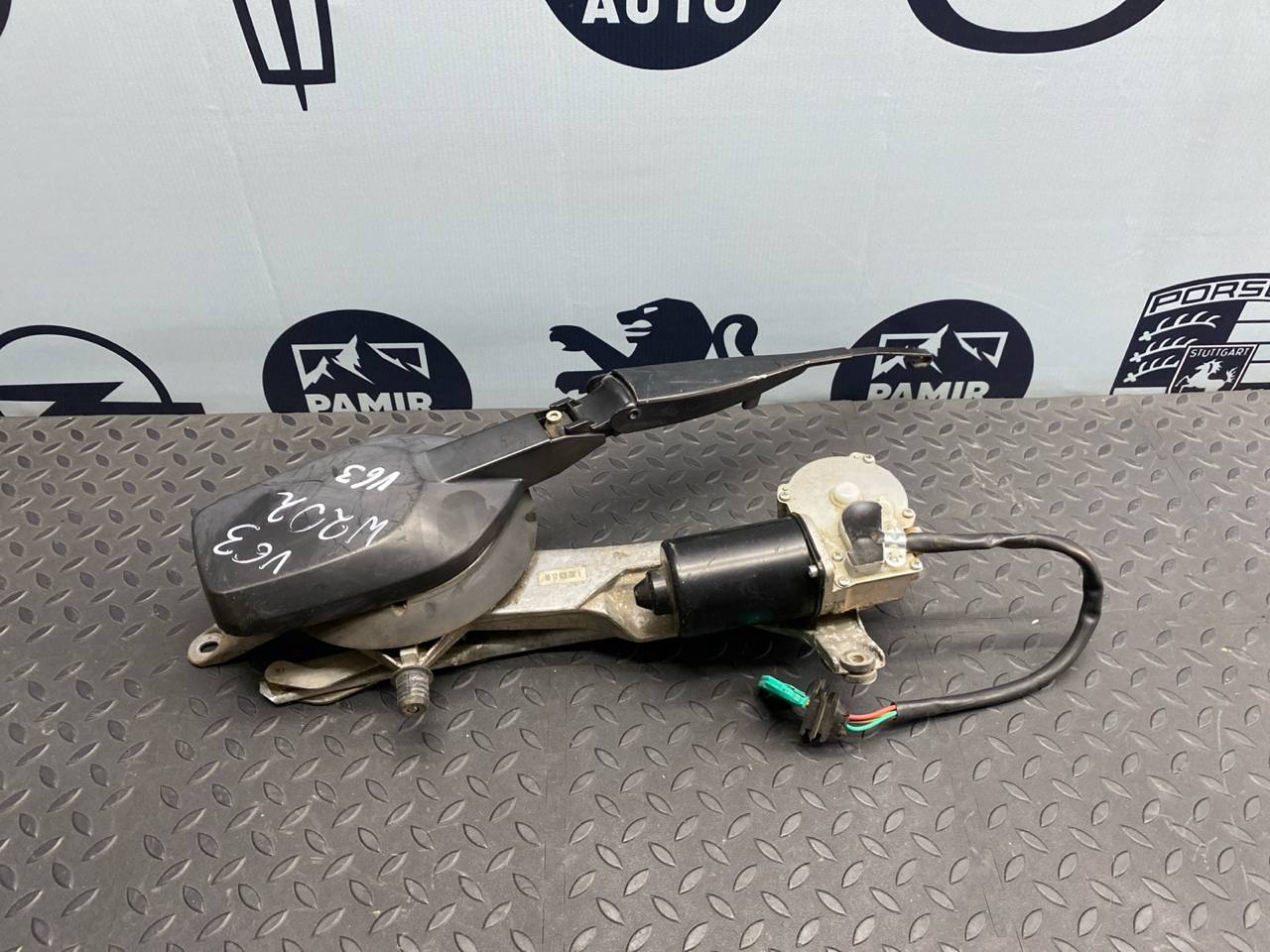 Трапеция стеклоочистителя Mercedes C/W202 1993-2001