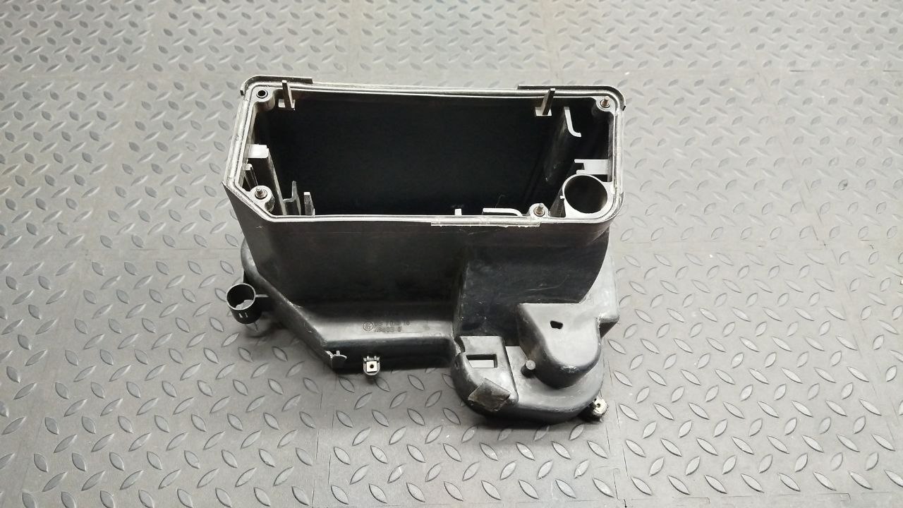 Корпус блока предохранителей Mercedes C/W202 1993-2001