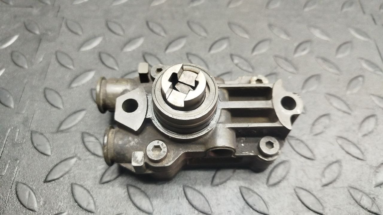 Насос подкачки Mercedes E/W210 1995-2003