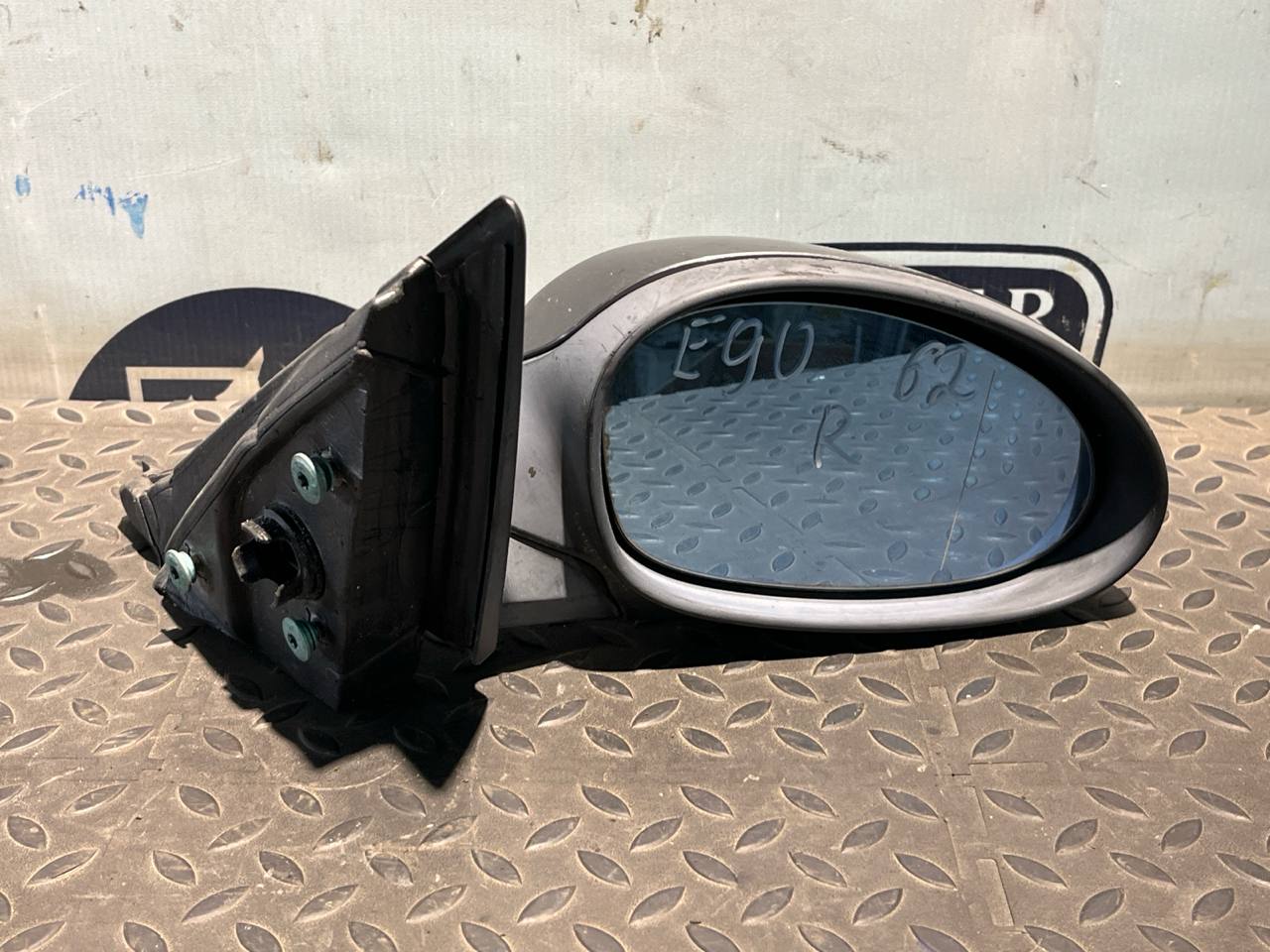 Зеркало правое BMW 3/E90 2004-2013
