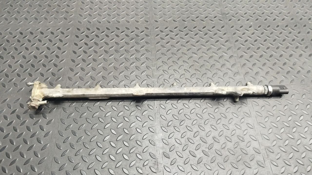 Рампа топливная Mercedes E/W210 1995-2003