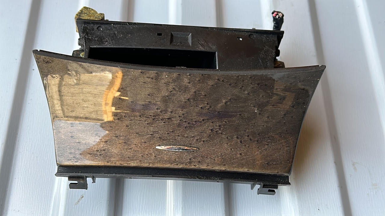 Пепельница Mercedes E/W211 2002-2009