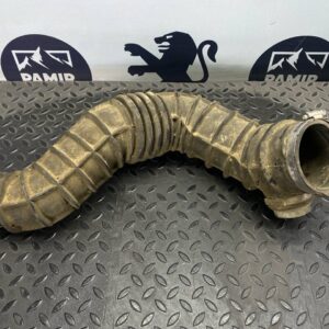 Патрубок воздушного фильтра Ford Transit 2000-2006