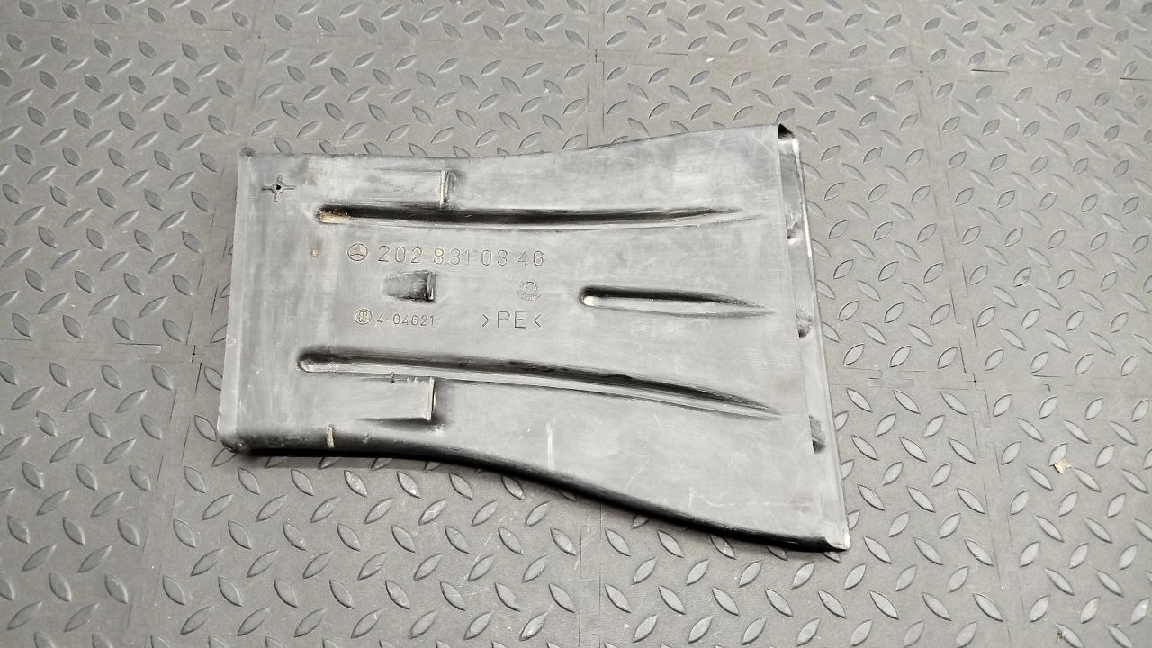 Воздуховод отопителя Mercedes C/W202 1993-2001