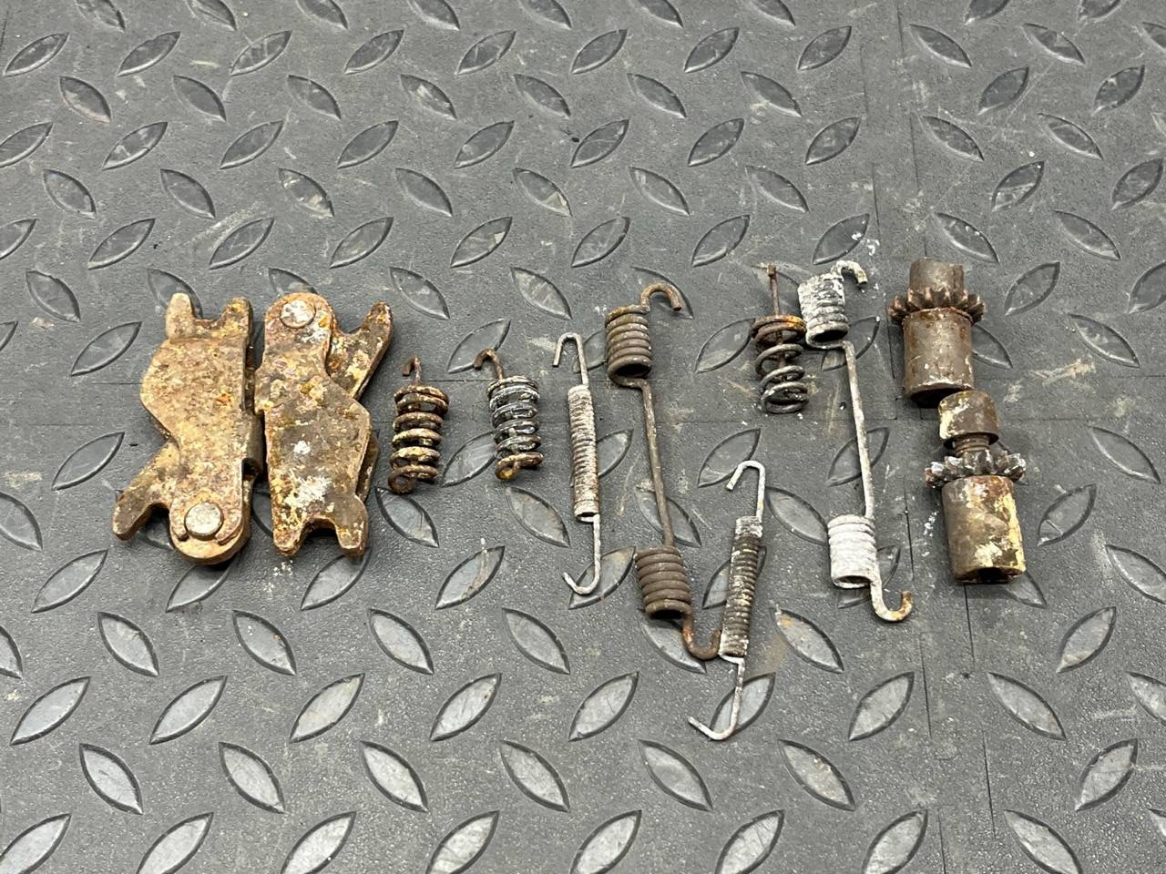 Механизм стояночного тормоза Mercedes  Vito/W638 1996-2003