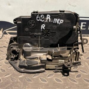 Замок двери передний правый BMW 3/E90 2004-2013