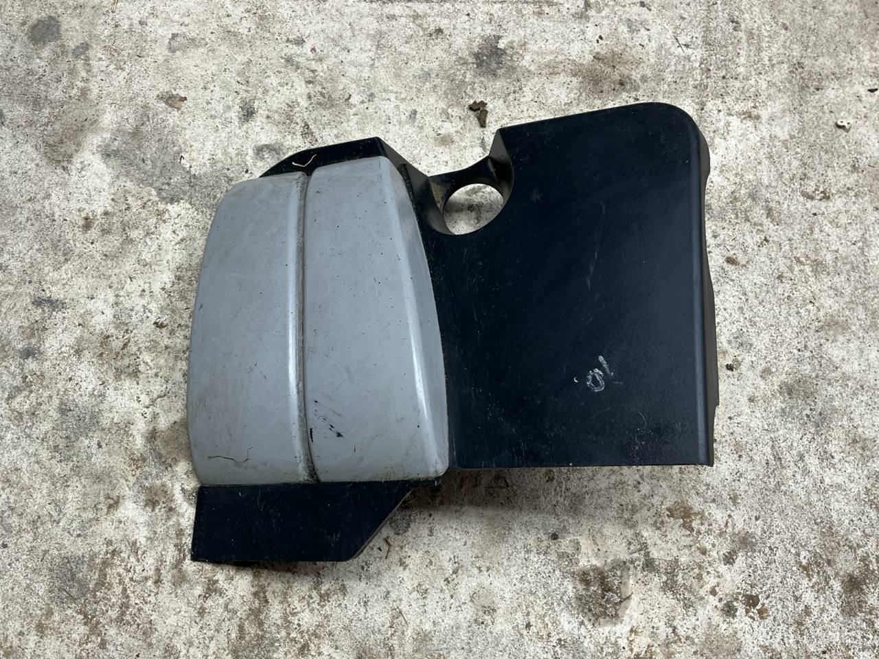 Крышка на двигатель (Декоративная) Mercedes C/W203 2000-2008