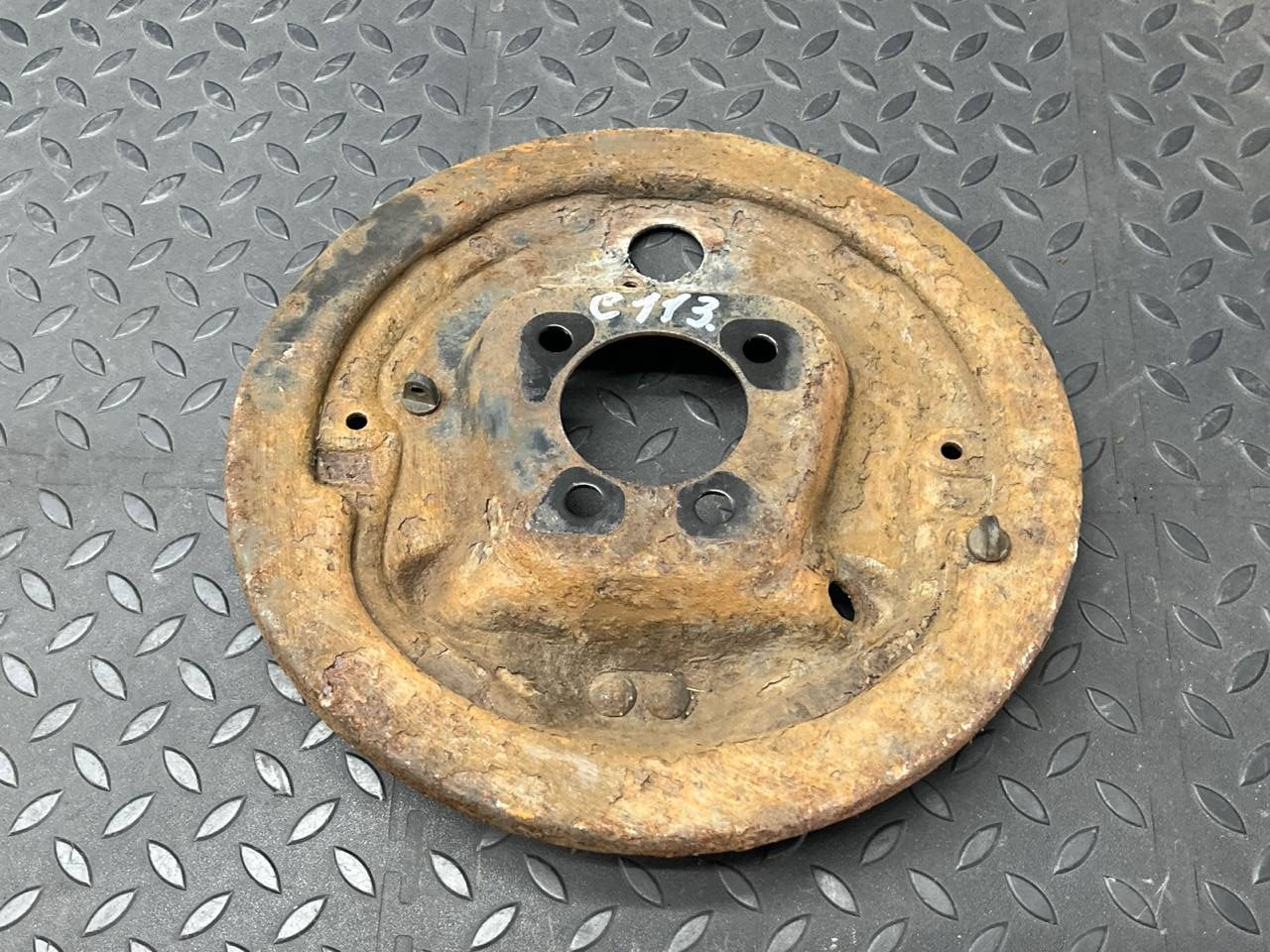 Щит тормозной (Пыльник) задний Opel Astra/H 2004-2014