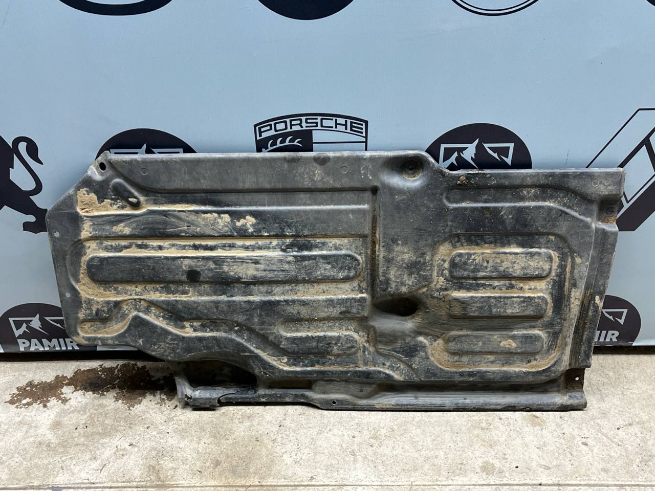 Защита антигравийная задняя левая Mercedes E/W211 2002-2009