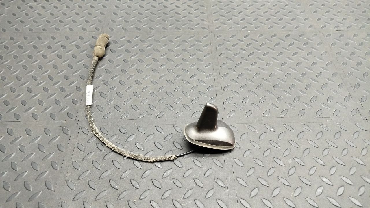 Антенна Mercedes E/W211 2002-2009