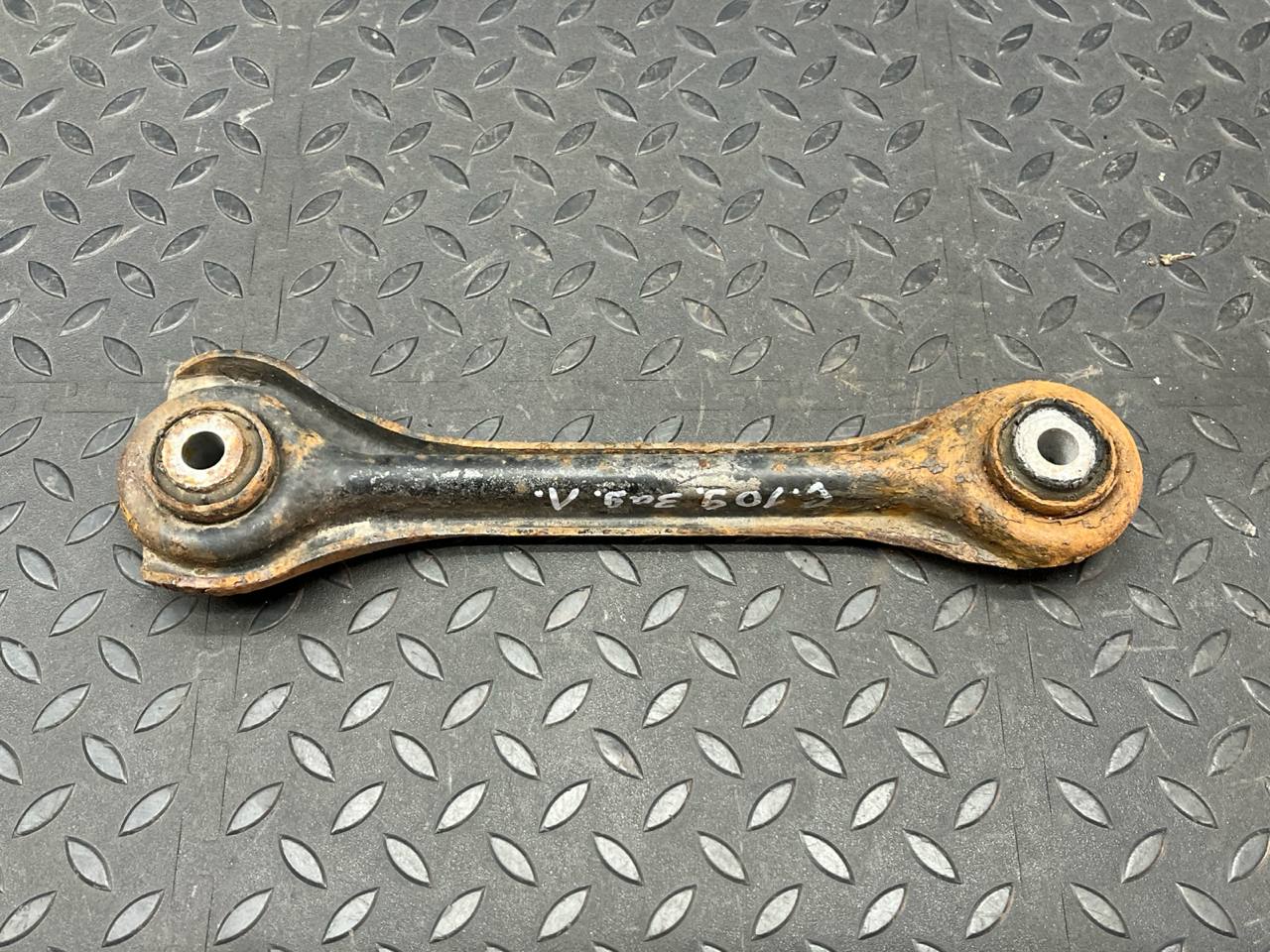 Рычаг задний Mercedes E/W210 1995-2003