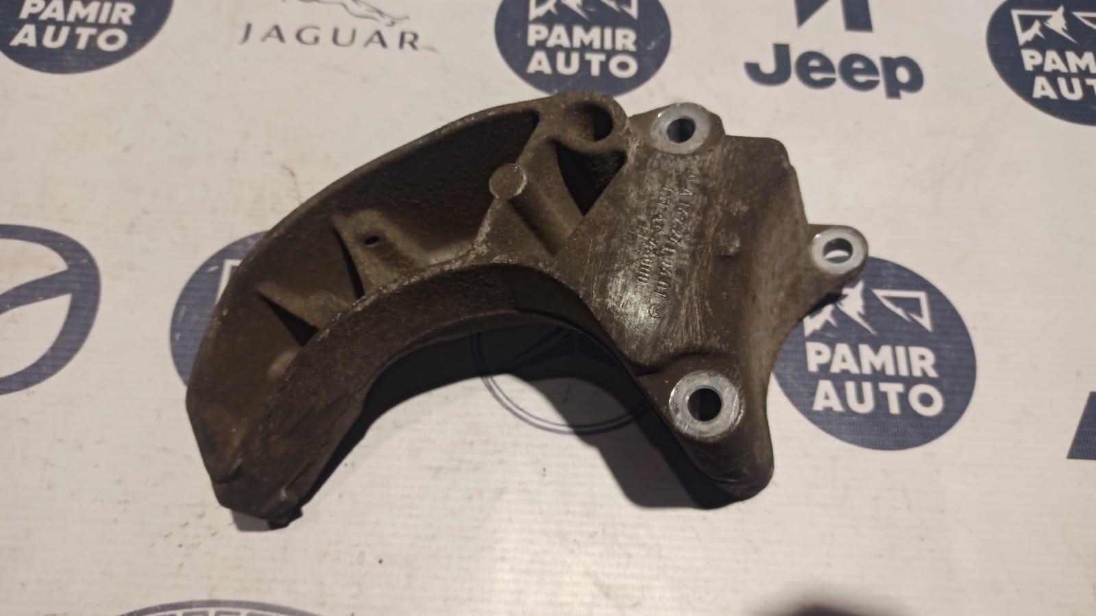 Кронштейн двигателя Mercedes B/W245 2005-2011