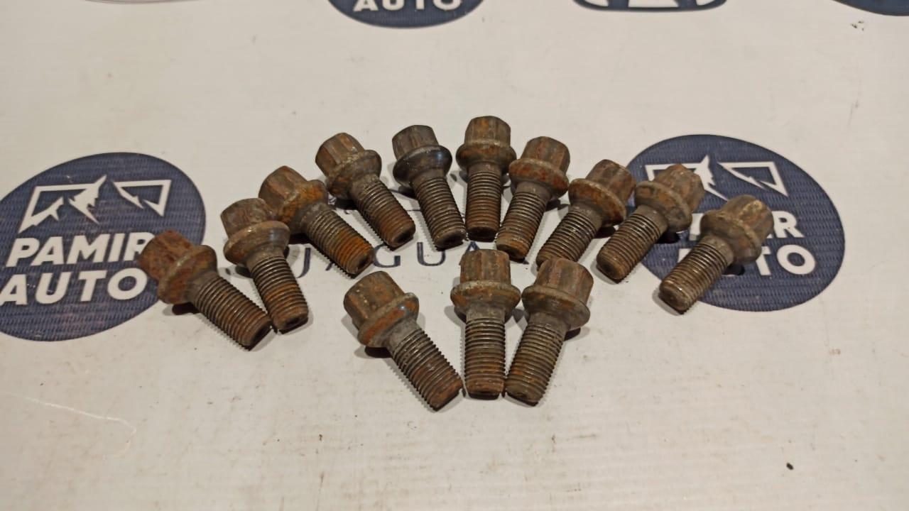 Болт колесный Mercedes E/W211 2002-2009