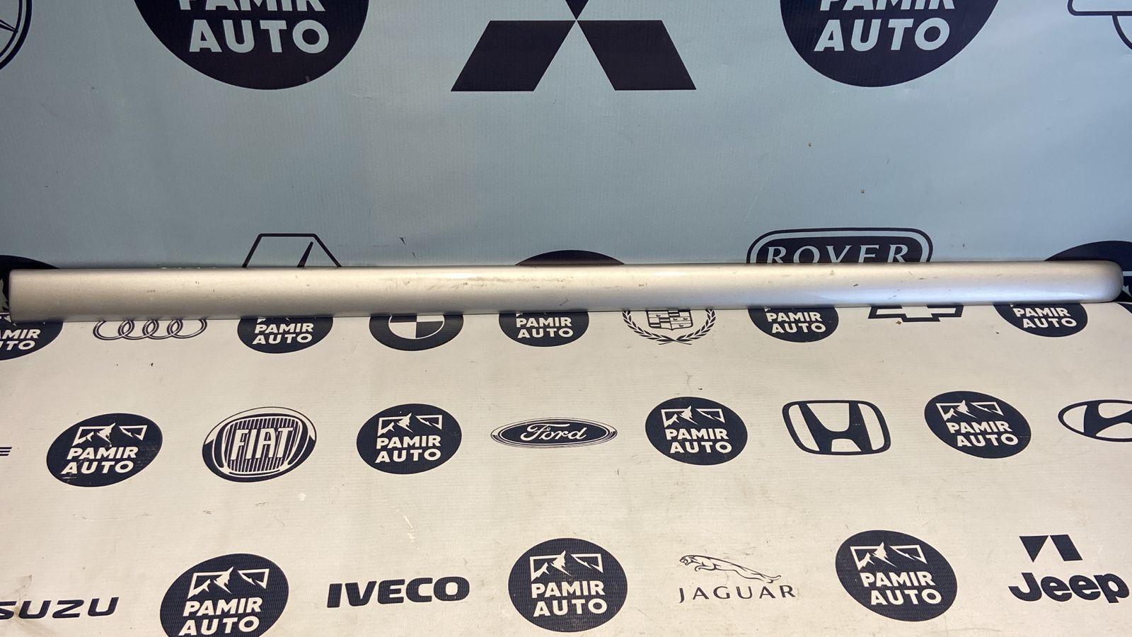 Молдинг двери передний правый Mercedes M/W163 1997-2005