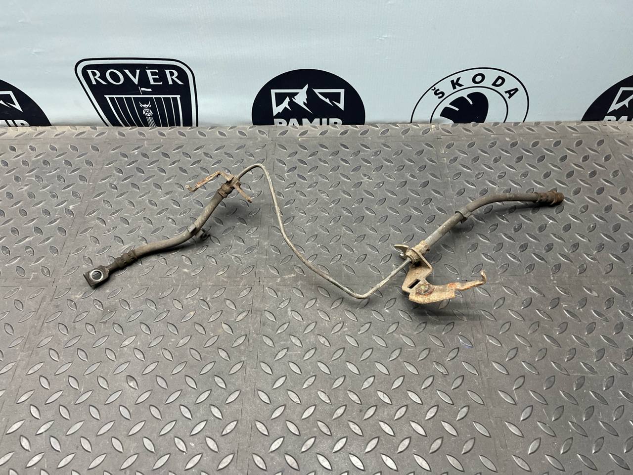 Шланг тормозной задний правый Opel Zafira/B 2005-2014