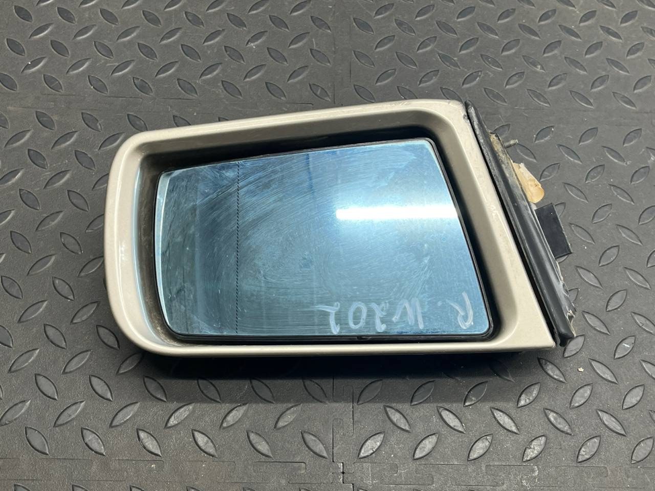 Зеркало правое Mercedes C/W202 1993-2001