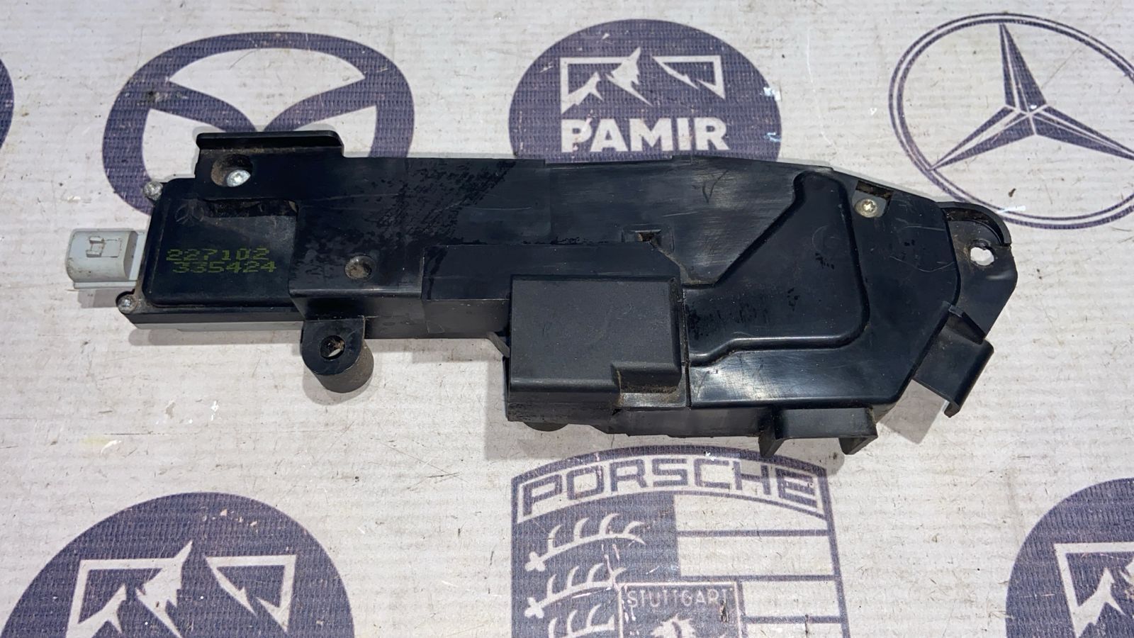 Замок двери багажника Land Rover Freelander 1998-2006