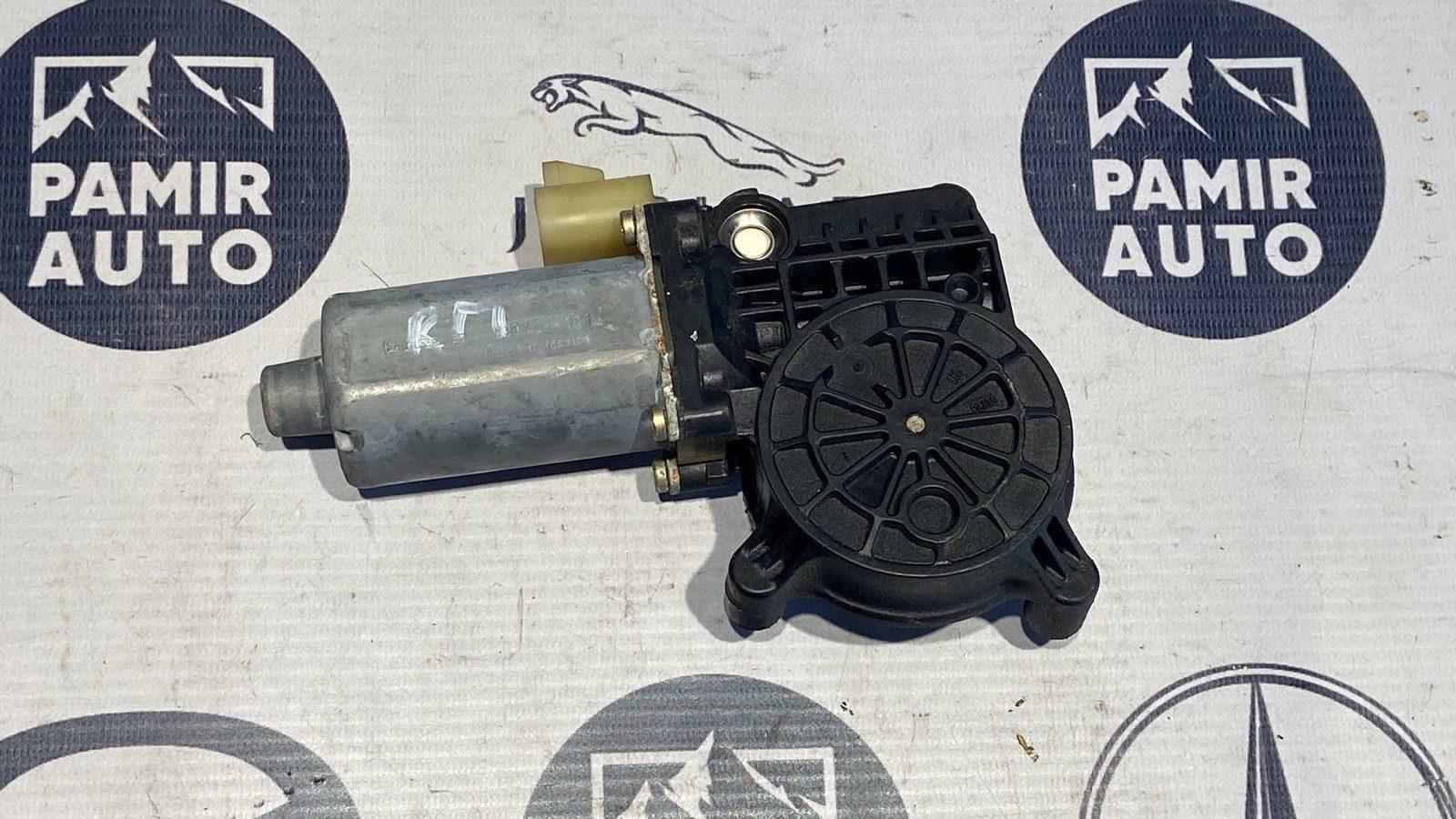 Моторчик стеклоподъемника передний правый Mercedes M/W163 1997-2005