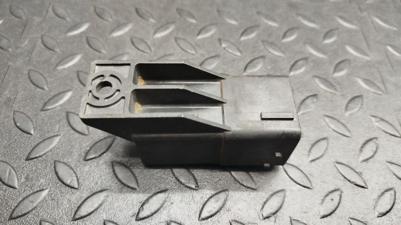 Реле свечей накала Peugeot Expert/2 2007-2016