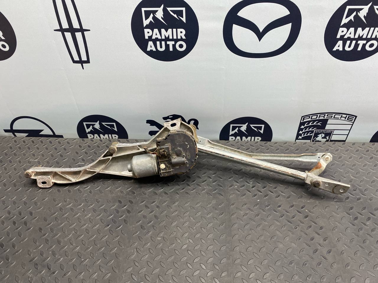 Трапеция стеклоочистителя Mercedes E/W211 2002-2009