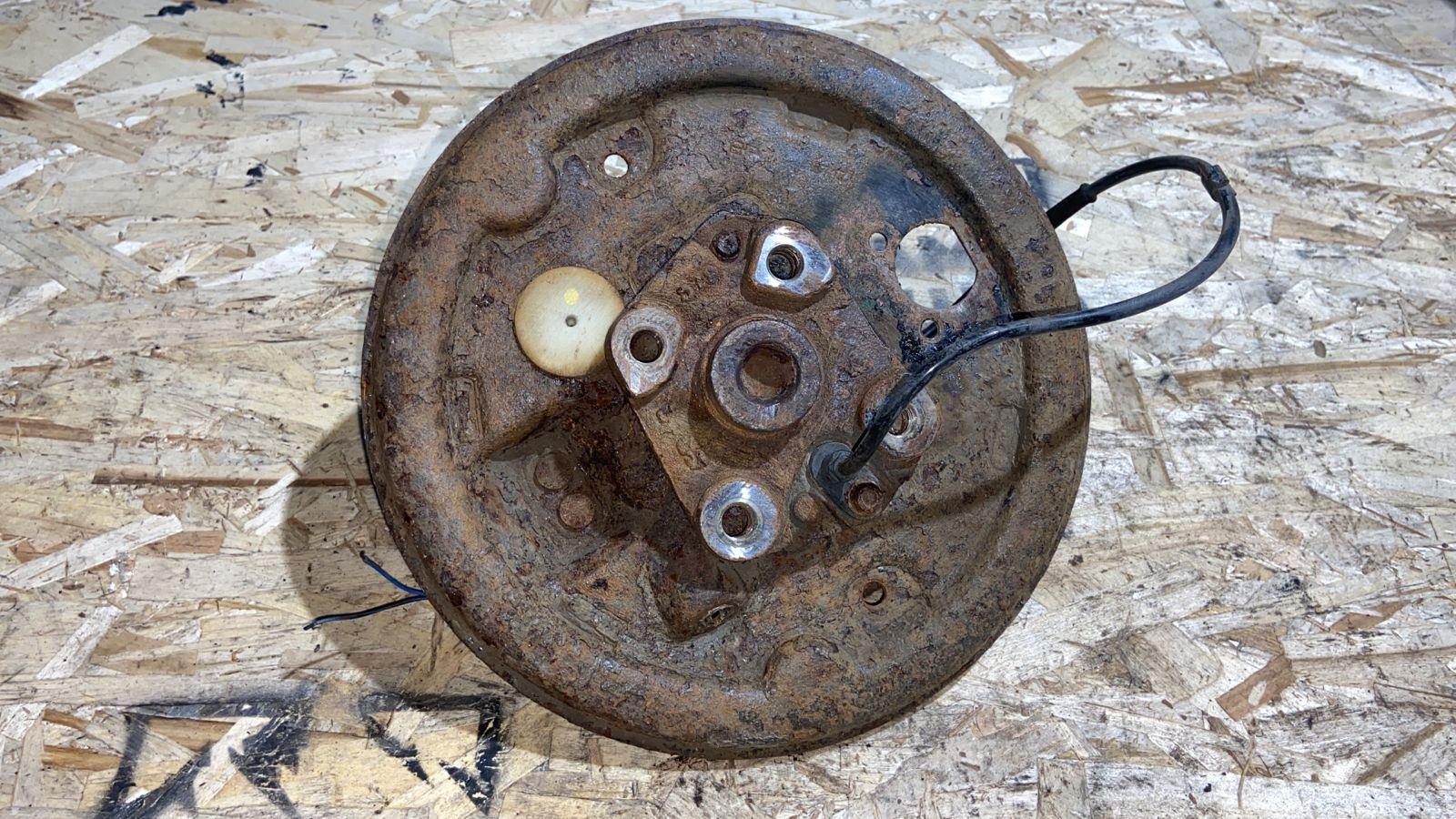 Кулак поворотный задний левый Opel Corsa/D 2006-2014