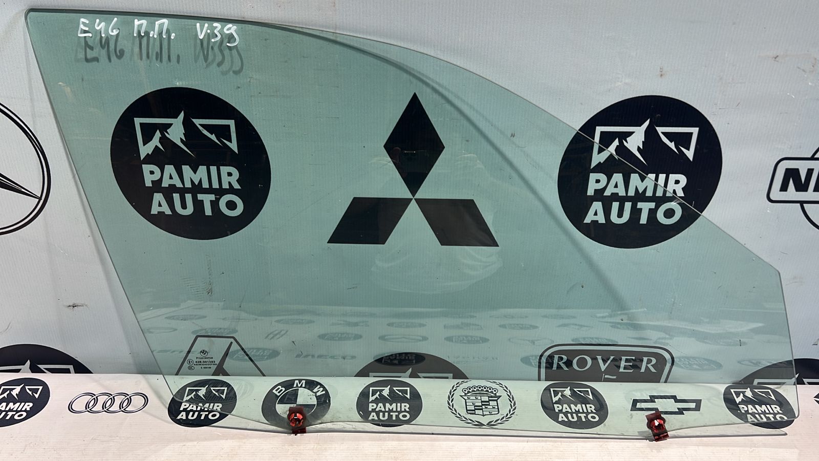 Стекло двери переднее правое BMW 3/E46 1998-2007