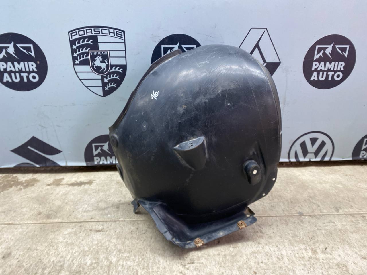 Локер (Подкрылок) передний правый Mercedes E/W211 2002-2009