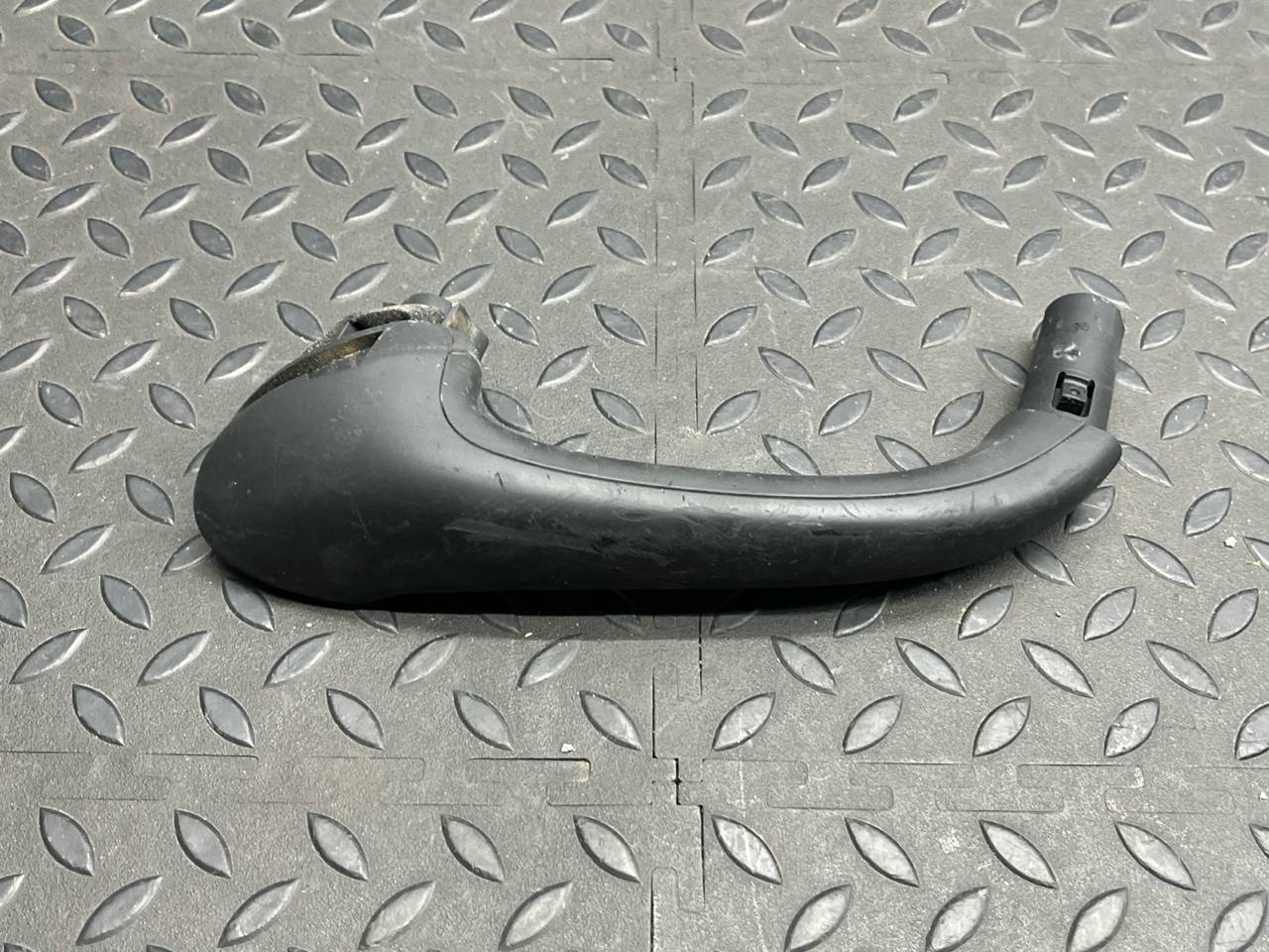 Ручка двери задняя правая Mercedes C/W203 2000-2008