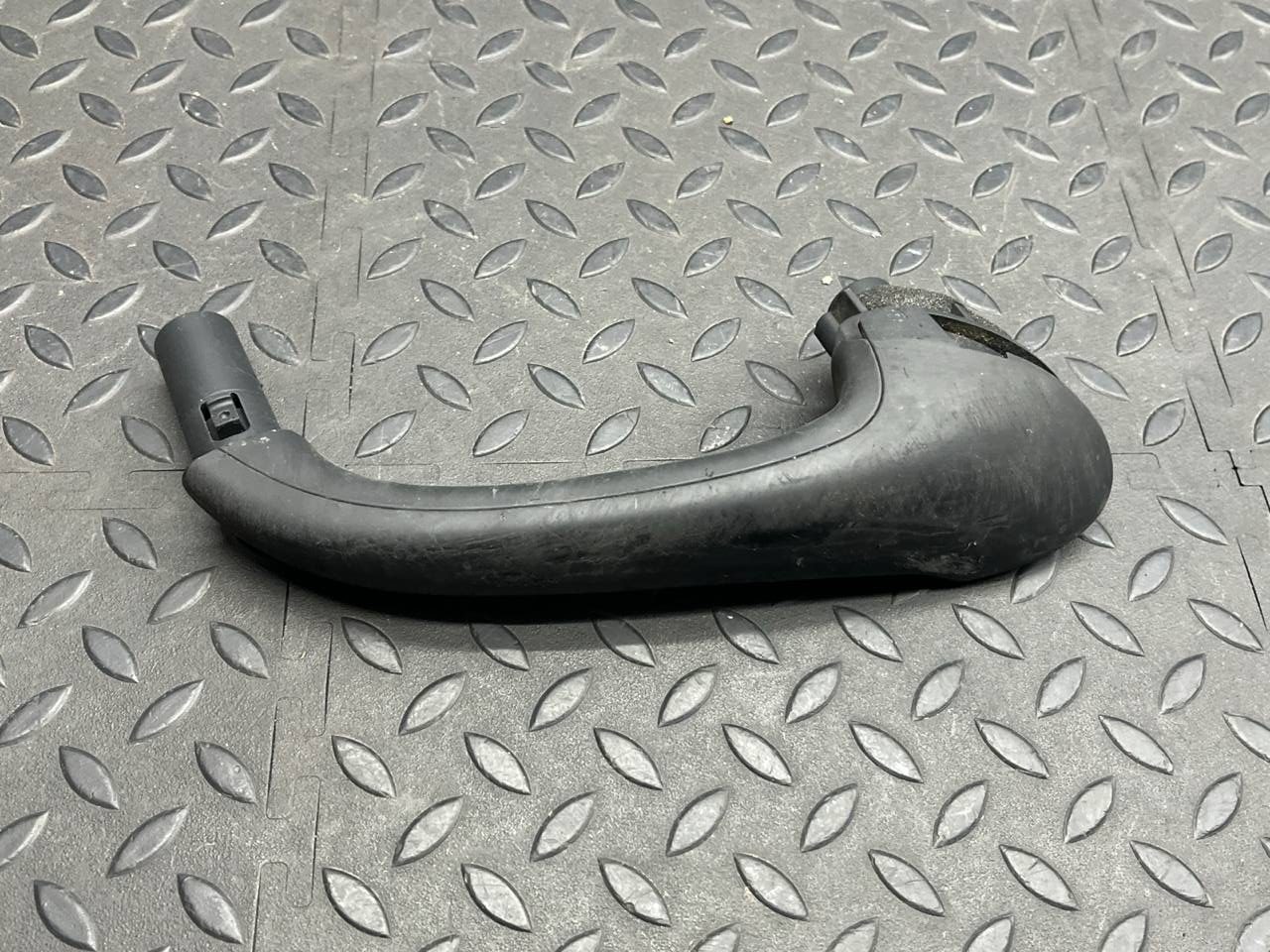 Ручка двери задняя левая Mercedes C/W203 2000-2008