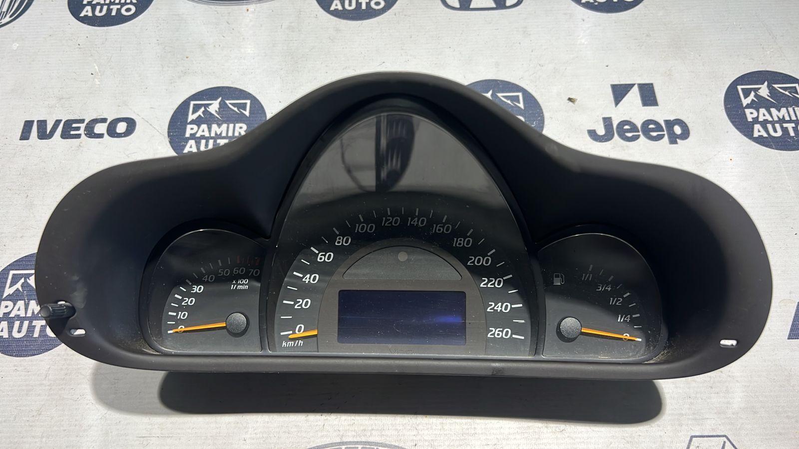 Комбинация приборов (Щиток) Mercedes C/W203 2000-2008