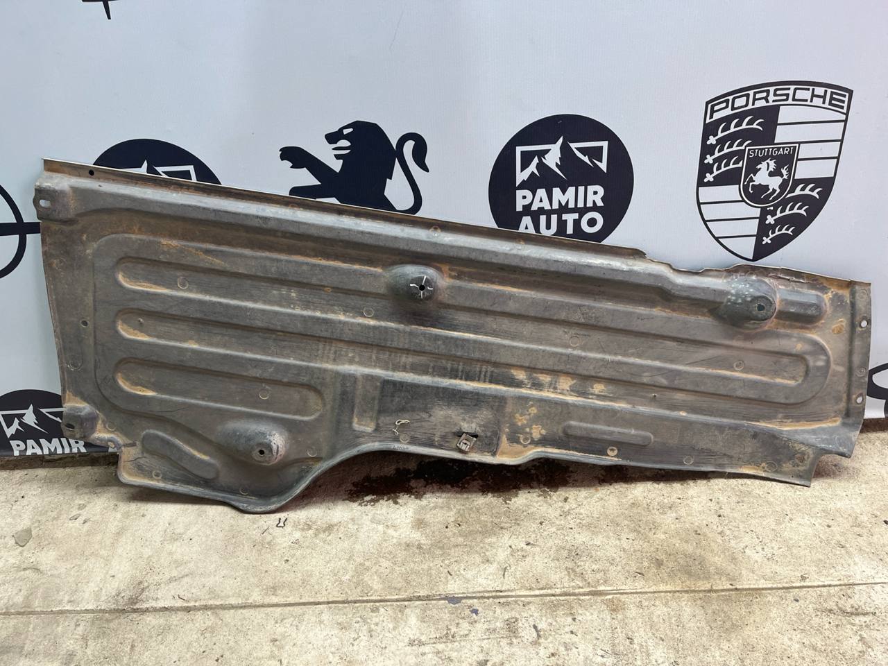 Защита антигравийная передняя левая Mercedes E/W211 2002-2009