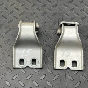 Петля двери багажника Ford Focus/2 2004-2011