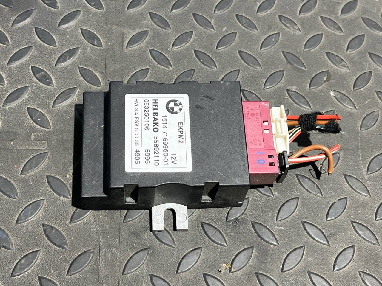 Блок управления топливным насосом BMW 3/E90 2004-2013