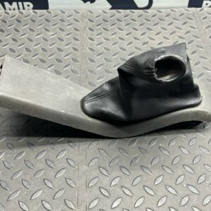 Кожух рычага стояночного тормоза Ford Focus/2 2004-2011