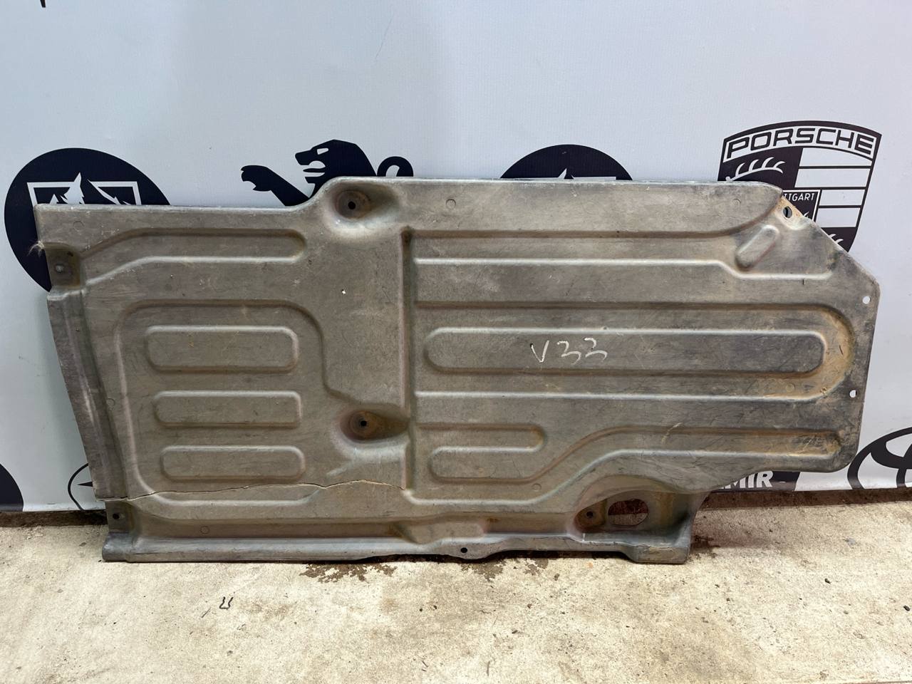 Защита антигравийная задняя правая Mercedes E/W211 2002-2009