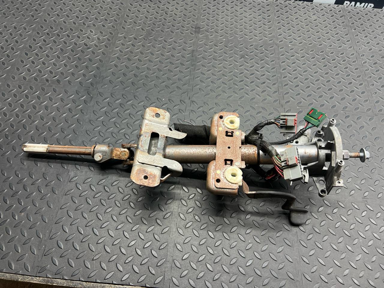 Колонка рулевая Chrysler PT Cruiser 2000-2010